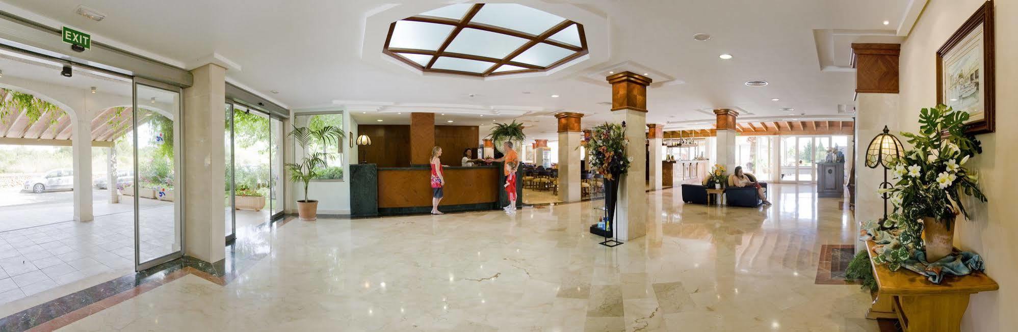 Aparthotel Ferrer Lime Isabel Cala Bona  Ngoại thất bức ảnh
